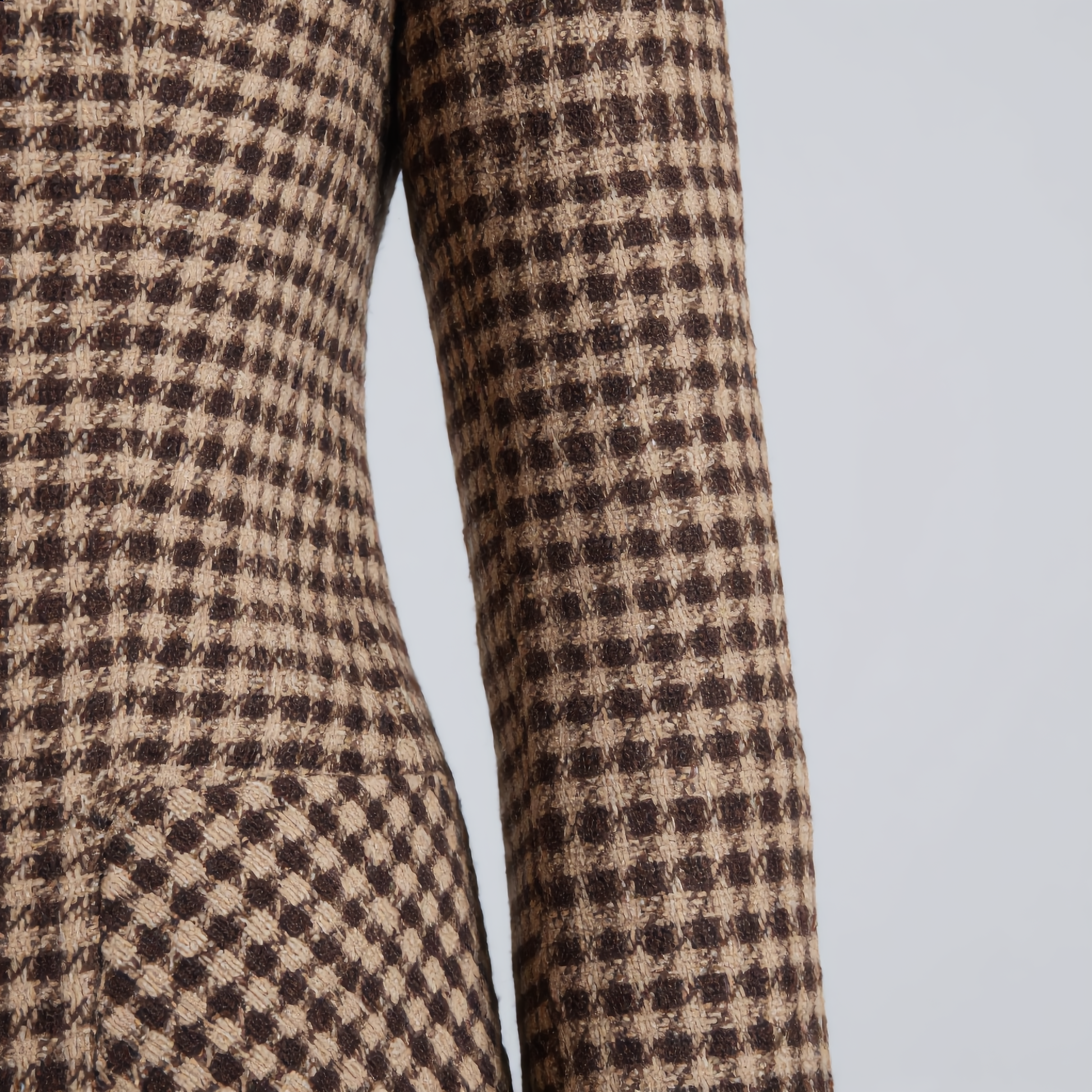 Classic Houndstooth Blazer with a Structured Belted Design