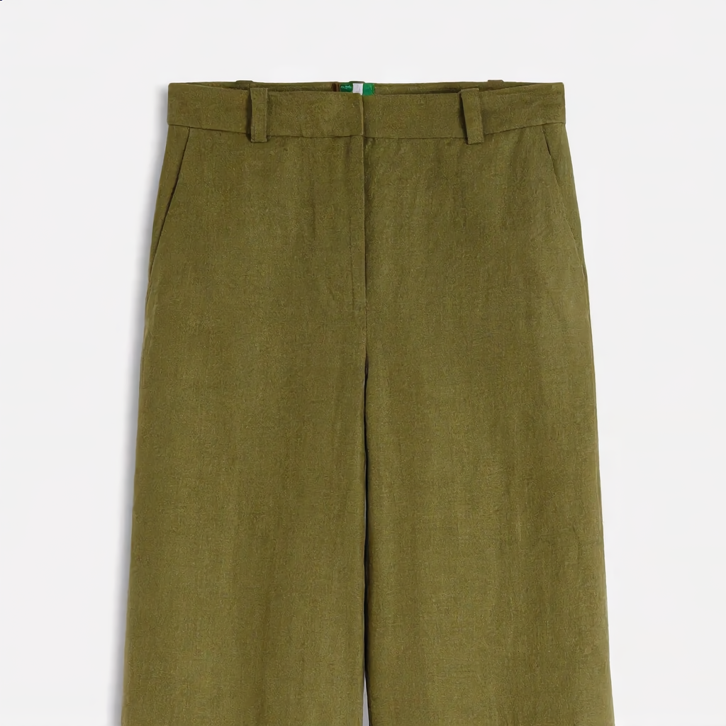 Green Tailored Trousers with a Flattering Fit